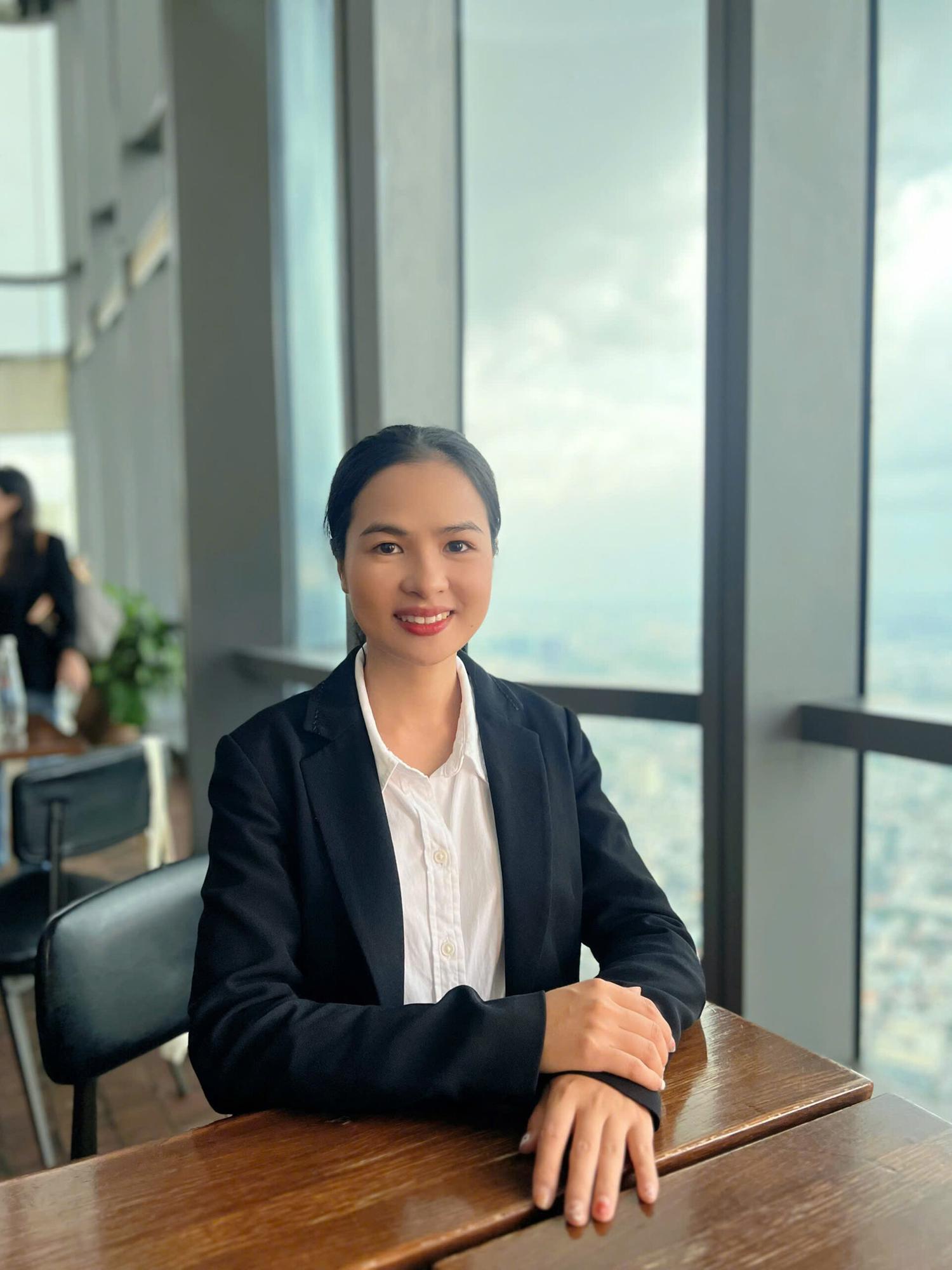 Ảnh Môi Giới Bất Động Sản Thích Ứng Ra Sao Khi Dòng Tiền Thận Trọng Và Giao Dịch Chậm Lại?