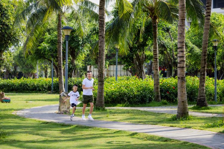 Ảnh Bứt Phá Kinh Tế Và BĐS Sau Sáp Nhập: Cơ Hội Vàng Từ Siêu Đô Thị Hải Phòng - Hải Dương