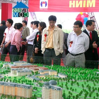 Ảnh Mua bán nhà, đất tự do: Coi chừng bị “tuýt còi”