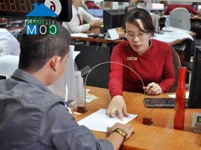 Vừa qua, tôi đã đến Ngân hàng Nông nghiệp và Phát triển Nông thôn Chi nhánh tỉnh Long An để vay vốn nhưng ngân hàng trả lời là chưa có văn bản chỉ đạo việc thực hiện vay vốn này. Tôi cũng muốn được biết, ngân hàng trả lời như vậy có đúng không? Ông Xuân Nông (xuanmvnl@...)