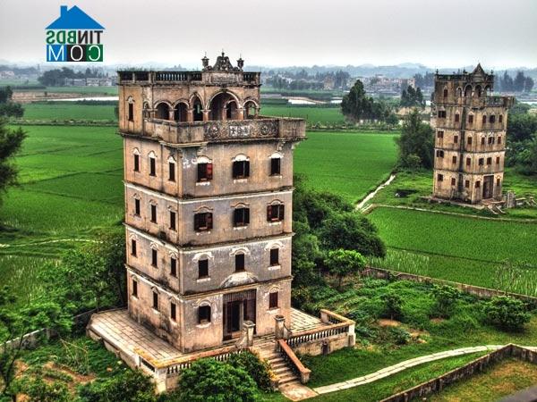 Ảnh Kiến trúc có một không hai của tháp canh Khai Bình