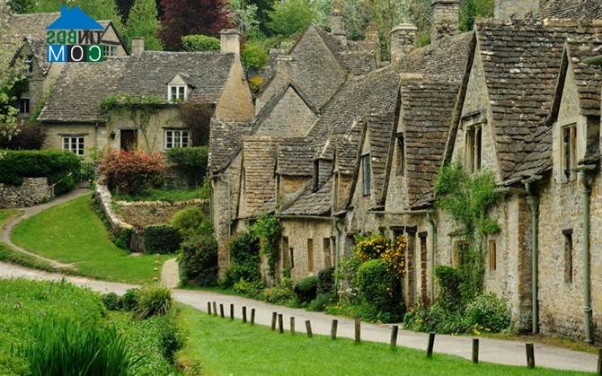 Ảnh Vẻ đẹp cổ điển của ngôi làng Bibury