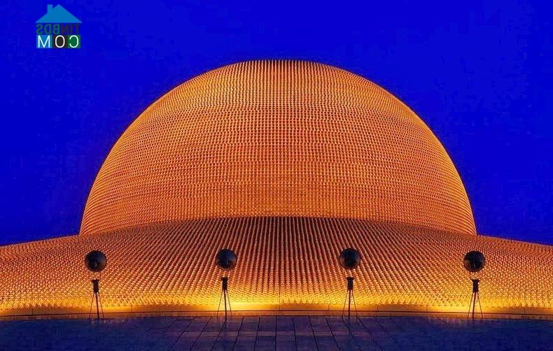 Ảnh Kiểu kiến trúc Phật giáo của ngôi đền Wat Phra Dhammakaya