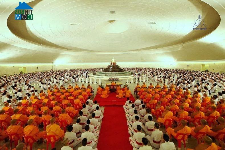 Ảnh Kiểu kiến trúc Phật giáo của ngôi đền Wat Phra Dhammakaya