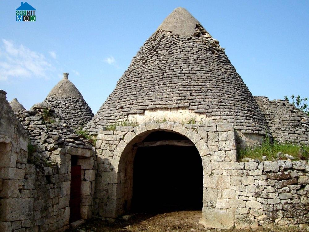 Ảnh Kiến trúc lạ kì của ngôi nhà Trullo