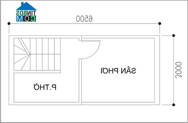 Yêu cầu: - Tầng 1 bố trí phòng khách, bếp, phòng ăn - Các tầng trên là 3 phòng ngủ và nhà vệ sinh - Tầng tum là phòng thờ và sân phơi Mong các KTS tư vấn thiết kế giúp để gia đình tôi có ngôi nhà hiện đại, thoải mái và có đủ không gian cho 5 người ở. (Lê Chi, Hà Nội)