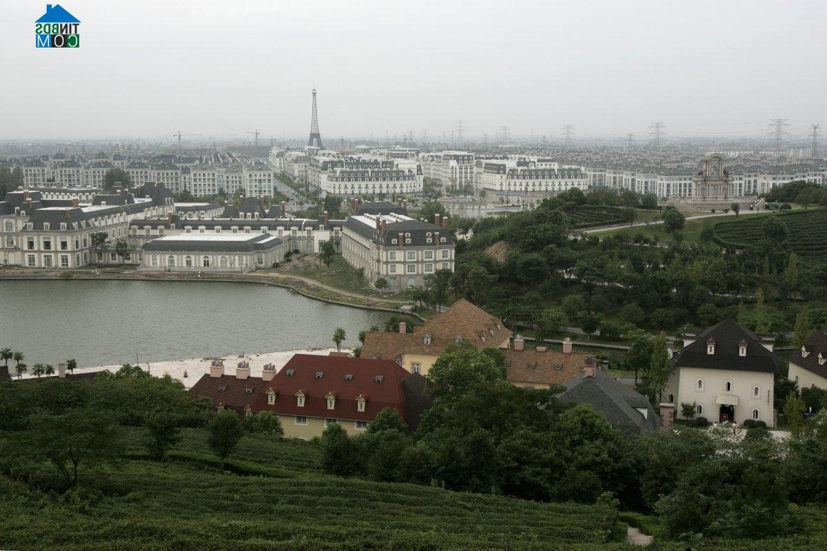 Ảnh Đến Trung Quốc thăm...Paris