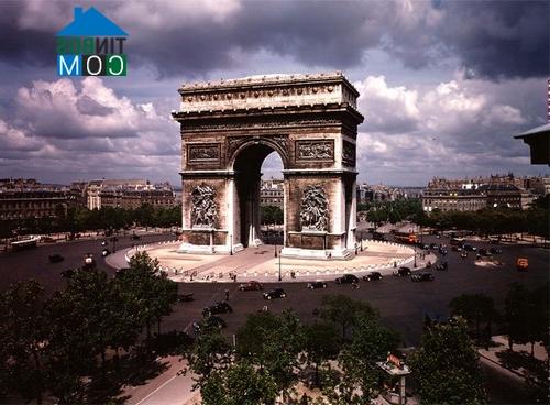 Ảnh Một thoáng Paris qua những khung hình cũ