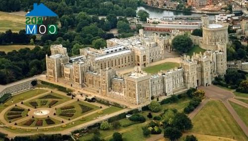 Lâu đài Windsor có vẻ đẹp nguy nga, đồ sộ