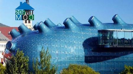Ảnh Ngỡ ngàng những công trình kiến trúc "dị" nhất châu Âu