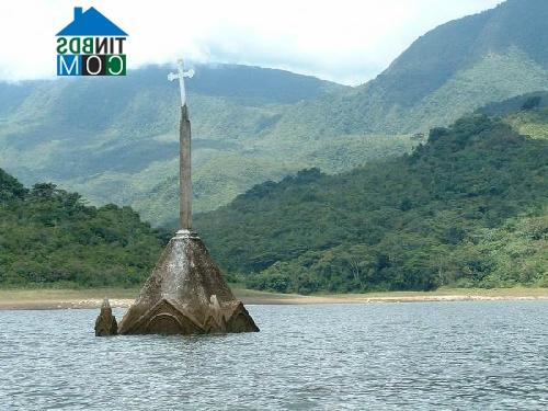 Ảnh Bâng khuâng những nhà thờ nổi