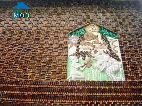 Ảnh Đền thờ xây từ lon bia ở Thái Lan