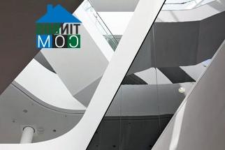 Ảnh Tòa nhà giữa quảng trường thành phố Koblenz