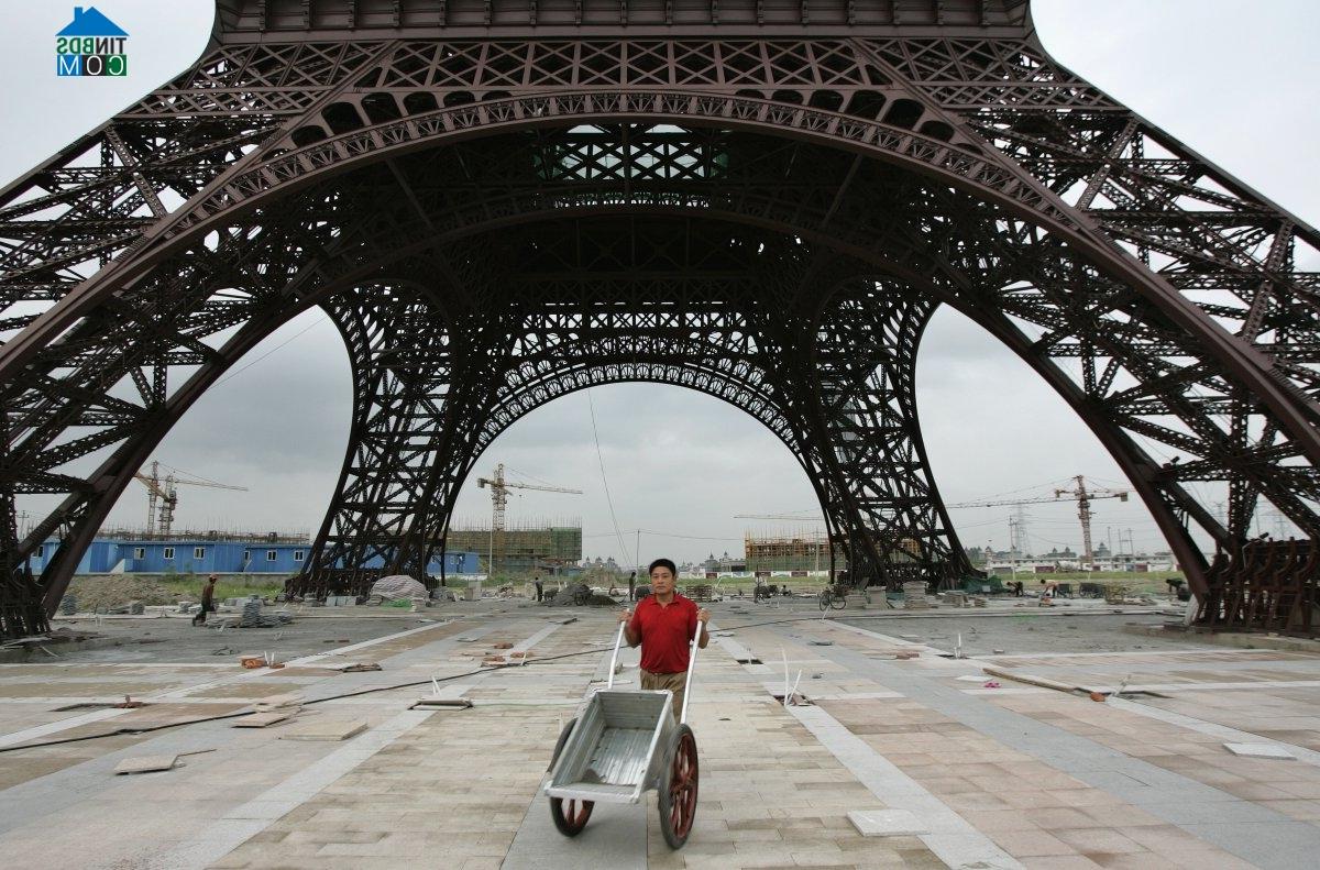 Ảnh Đến Trung Quốc thăm...Paris