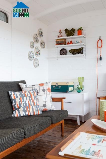 Ảnh Ngôi nhà bãi biển xinh đẹp được "hô biến" từ toa tàu lửa