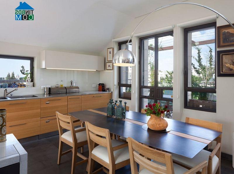 Ảnh Đồ mỹ nghệ làm bừng sáng căn penthouse tại Jerusalem