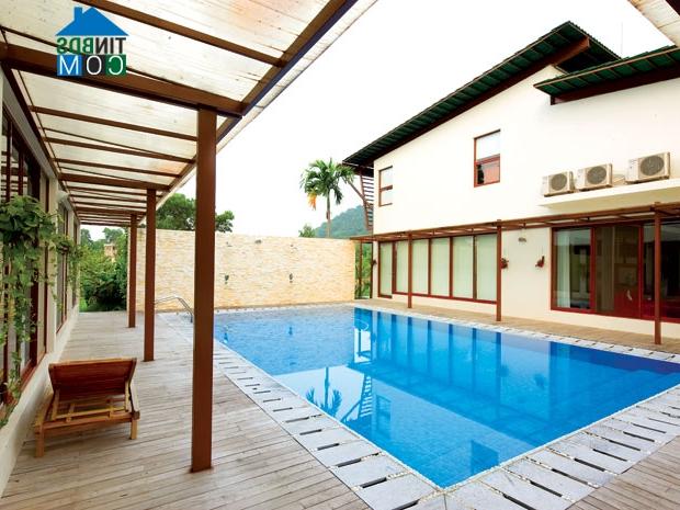 Ảnh "Resort mini" của vợ chồng ca sĩ Mỹ Linh