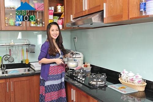 Ảnh Nhà của Ốc Thanh Vân: cũ hay mới đẹp hơn?