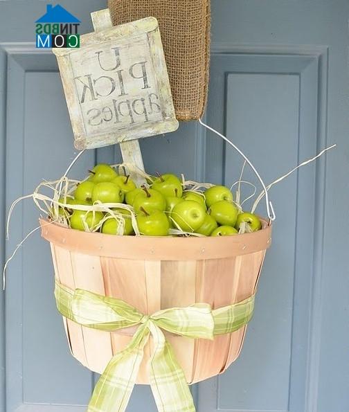 Ảnh Không gian thơ mộng đậm chất thu bên ngoài khung cửa