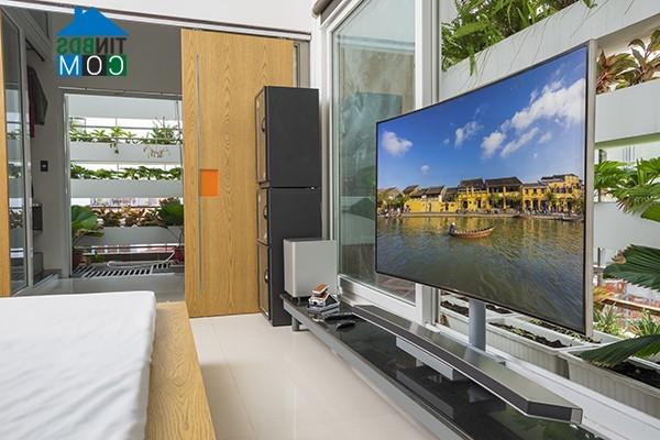 Ảnh Nhà phố thoáng đãng với không gian xanh mát