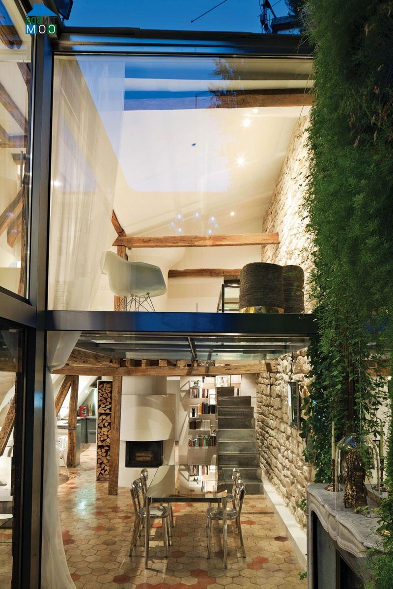 Ảnh Căn duplex sành điệu ở Paris