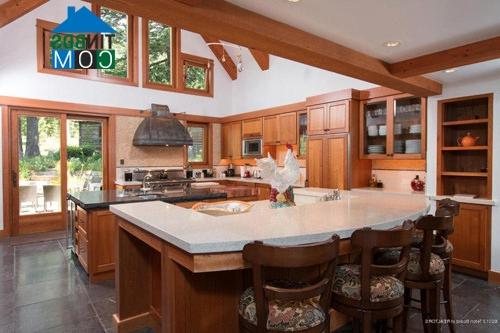 Ảnh Cơ ngơi đồ sộ của nữ tỷ phú giàu nhất nước Mỹ