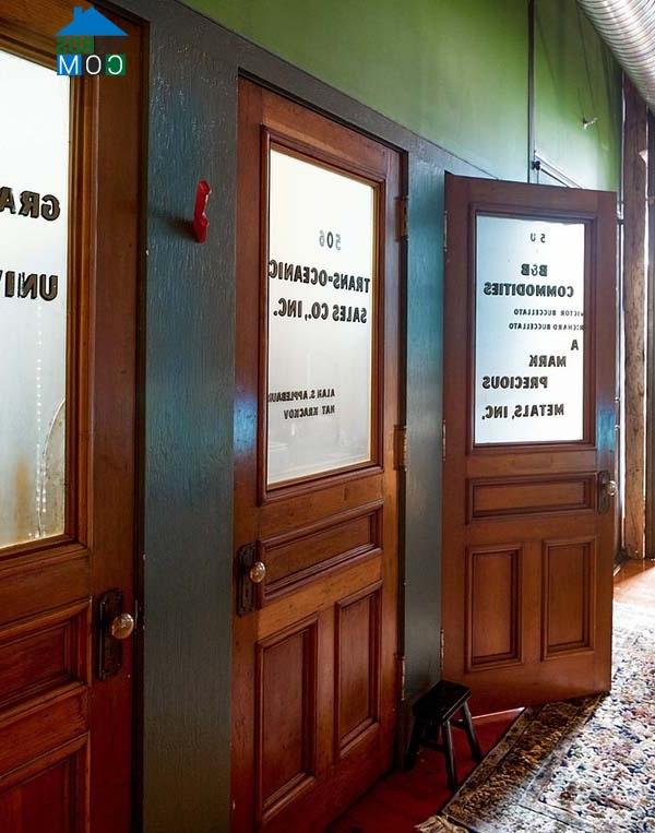 Ảnh Căn hộ công nghiệp quyến rũ của diễn viên Bradley Darryl Wong