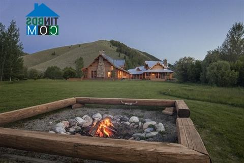 Ảnh Thăm nhà diễn viên huyền thoại Steve McQueen