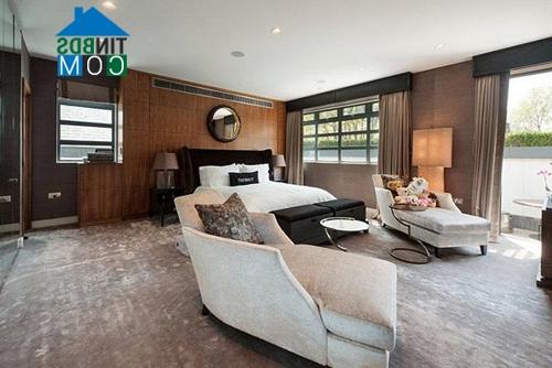 Ảnh Ngắm nhà kiêu sa của con gái ông trùm F1