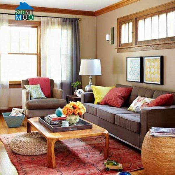 Bộ sofa phòng khách sẽ bắt mắt hơn nhờ những chiếc gối