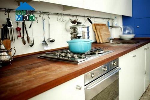 Ảnh Phòng ngủ treo trên trần nhà tiết kiệm không gian