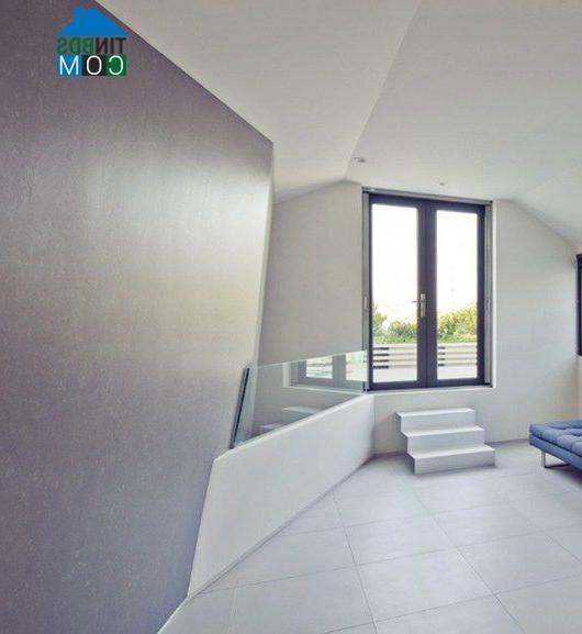 Ảnh Ghé thăm ngôi nhà cắt xẻ táo bạo ở Tp.HCM