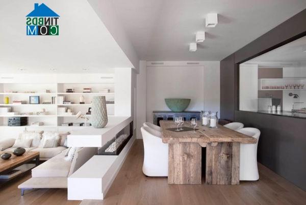 Ảnh Kết hợp hài hòa giữa màu trắng và chất liệu gỗ