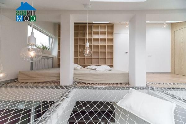 Ảnh Thoáng đãng, thoải mái với tấm lưới treo...trần nhà
