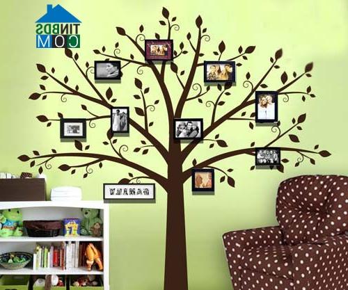 Ảnh Cây dán ảnh gia đình độc đáo cho phòng khách