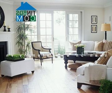 Ảnh Nghệ thuật trang trí phòng khách hẹp