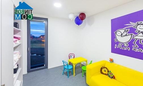 Ảnh Đèn trần cho phòng bé: Đơn giản mà vẫn đẹp