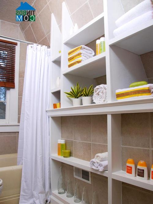 Ảnh 12 cách trữ đồ táo bạo cho phòng tắm
