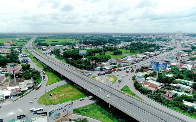 Tp.HCM kiến nghị sớm đầu tư 2 tuyến cao tốc đi Bình Phước, Tây Ninh