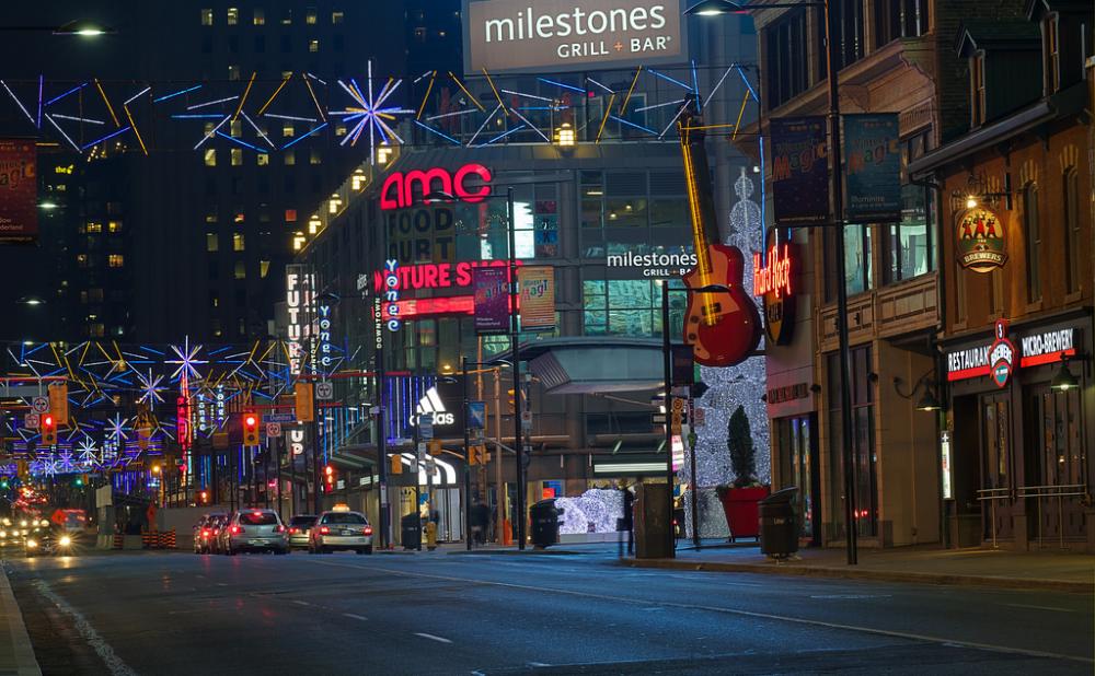 Canada: Người nước ngoài mua nhiều nhà hạng sang hơn dân địa phương