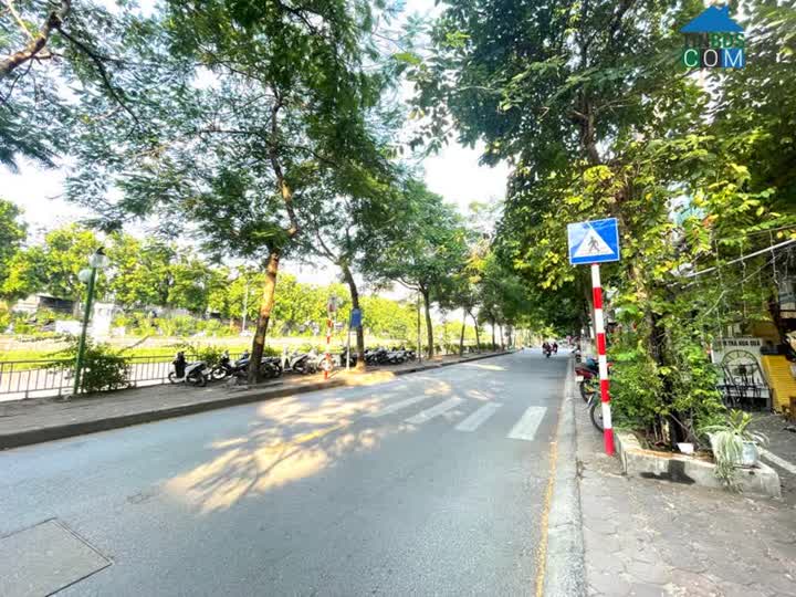 Ảnh Nhỉnh 7tỷ có ngay Mảnh đất vàng cách 1 dãy nhà ra phố Nguyễn Ngọc Vũ - Cầu Giấy. DT 57m2 0