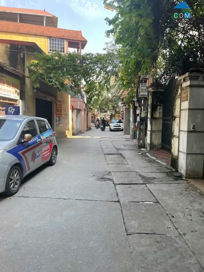 Ảnh TRUNG TÂM BA ĐÌNH - Vị trí siêu đẹp, oto 7 chỗ qua nhà 0