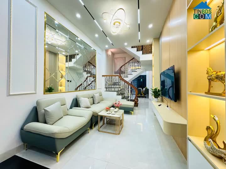 Ảnh Bán nhà phố Nguyên Hồng, Ba Đình, nhà đẹp full nội thất, 2 mặt thoáng, ngõ rộng, gần phố 0