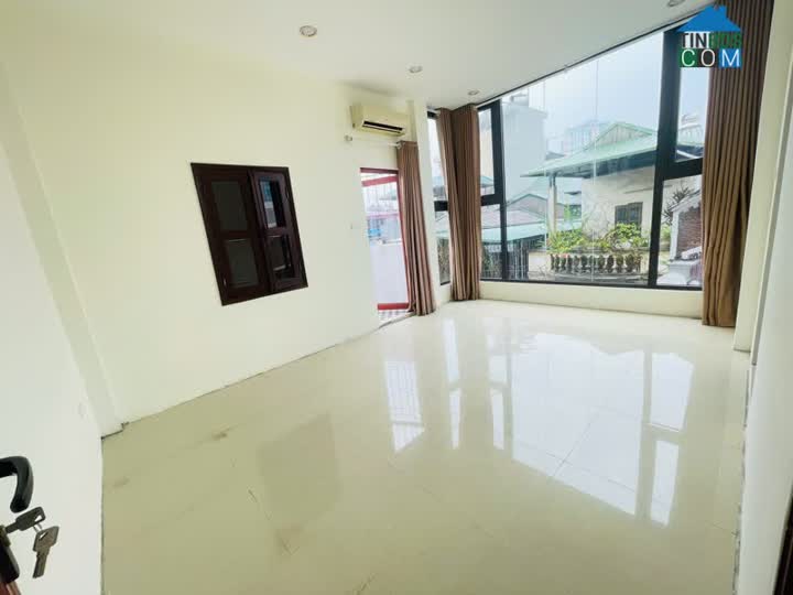 Ảnh DUY NHẤT 1 CĂN đường Đê La Thành Ba Đình 37m, 5 tầng, ngõ thông, gần phố nhà đẹp lô góc thoáng... 0