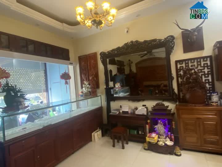 Ảnh Hiếm, Vị trí đẹp, Lô Góc, ô tô đỗ cửa, view hồ - Bán Nhà Ngọc Thuỵ 51m2- nhỉnh 10 tỷ 0