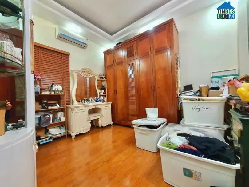 Ảnh Bán Gấp Nhà Nguyễn Khánh Toàn, Cầu Giấy 6 Tầng, ô tô tránh 30m, 9 phòng, 10 Tỷ 0