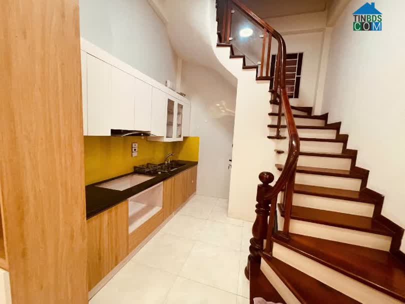 Ảnh Bán Nhà Cầu Giấy 35M2 X 5 Tầng 7.5 Tỷ - Vị Trí Đắc Địa 0