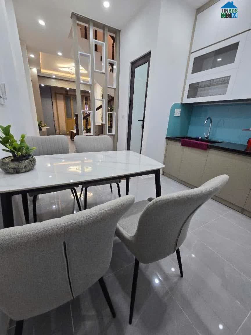 Ảnh Bán nhà Lạc Long Quân, ngõ thông, gần ô tô tránh, ở luôn (chỉ 7.8x t.ỷ) 0