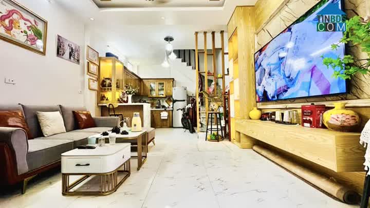 Ảnh Bất ngờ ! Chính chủ tiếp tục bán căn nhà Ngọc Thuỵ, ba gác đỗ cửa, 32m2, 5.4 tỷ 0