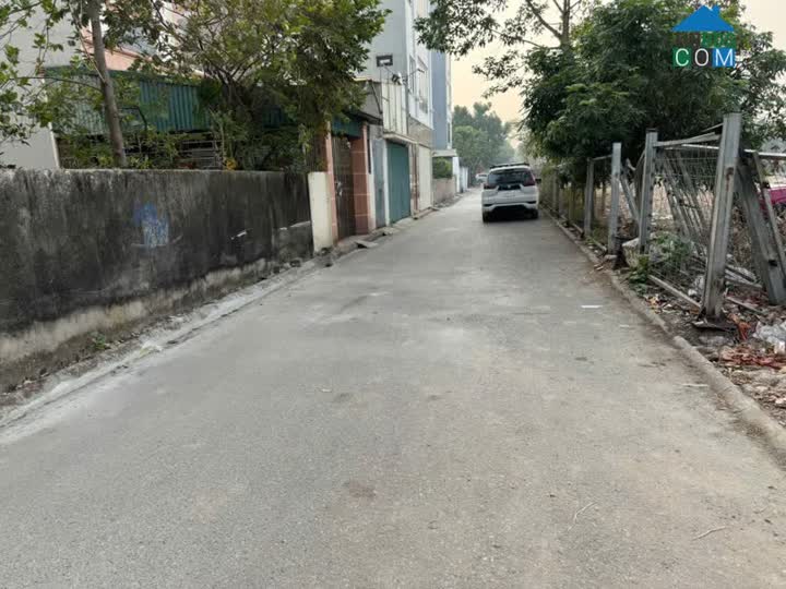 Ảnh Anh họ cần bán mảnh đất Phúc Lợi... Đường vỉa hè... Ô tô tránh ... 2 mặt ô tô... Vị trí đắc địa... 0